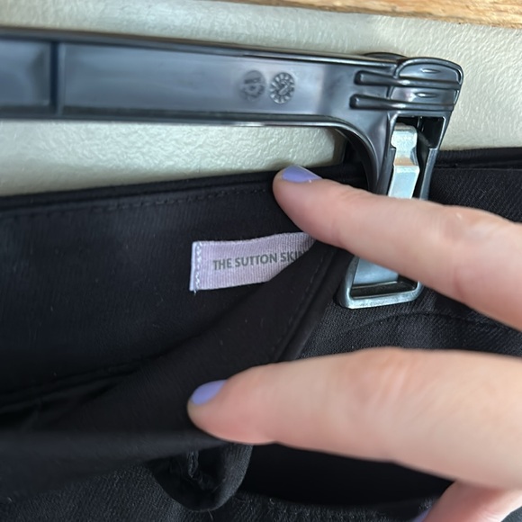 The Sutton Pant - Picture 5 of 6